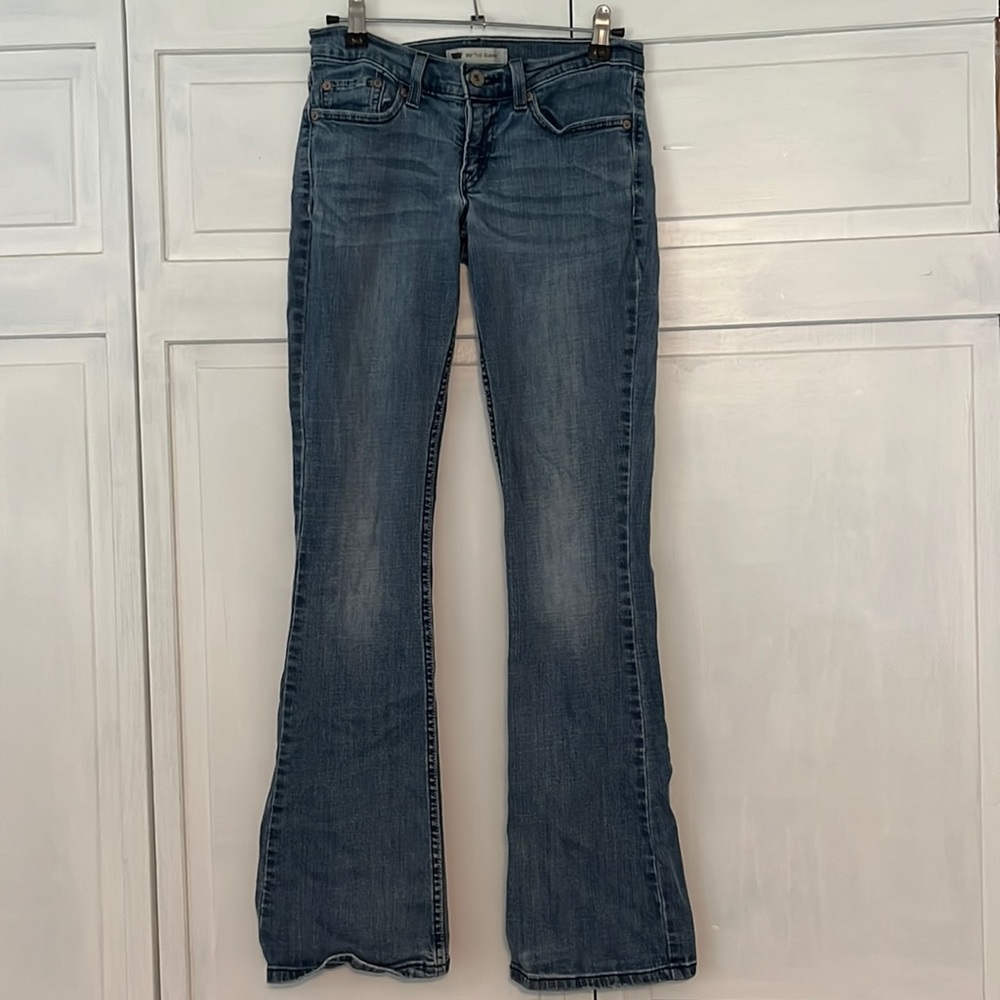 Levi’s 524 Women’s bootcut jeans